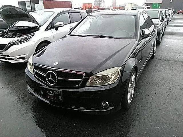 Mercedes-benz C-class черный седан — 1