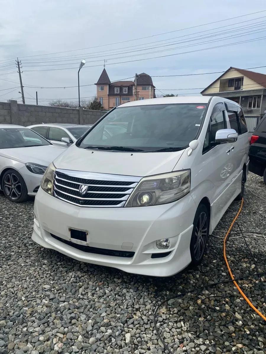 Toyota Alphard — фото 2
