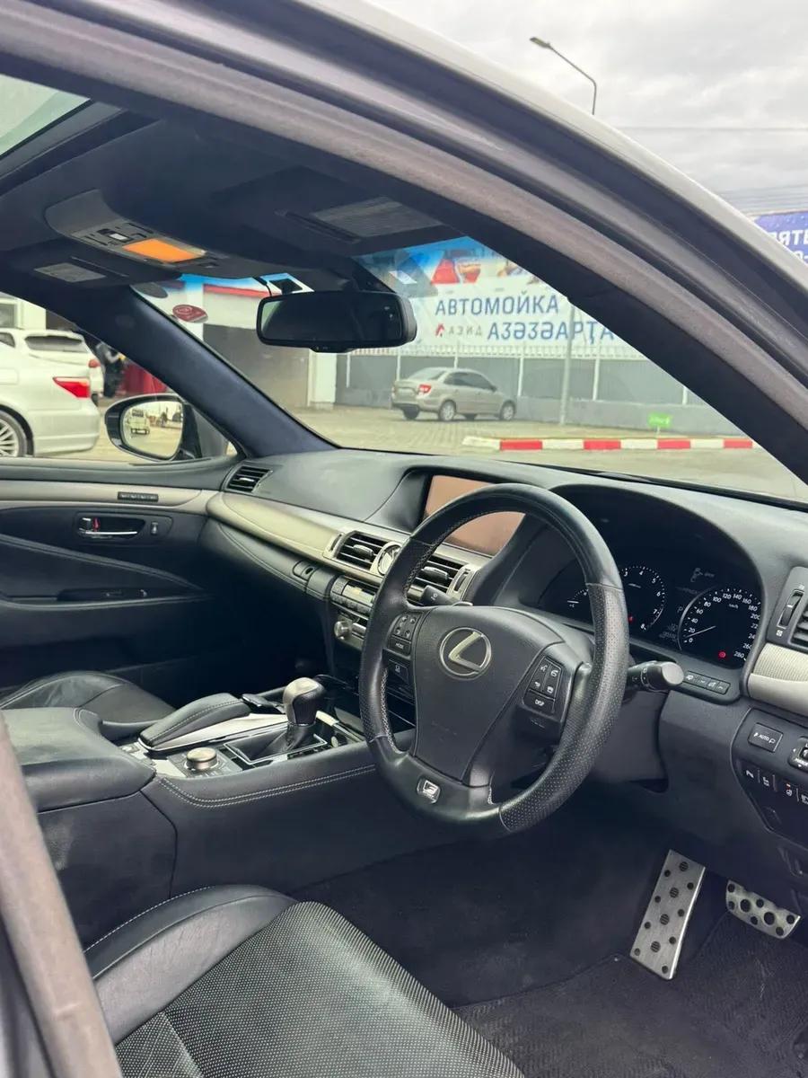 Lexus LS460 F-sport — 9