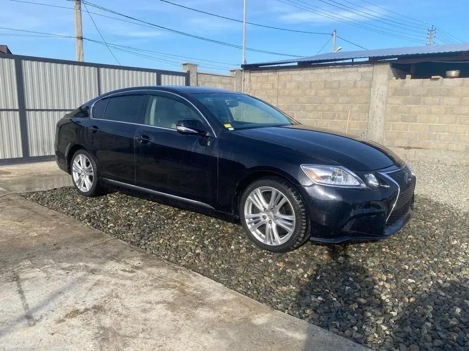 Lexus GS460 — 3