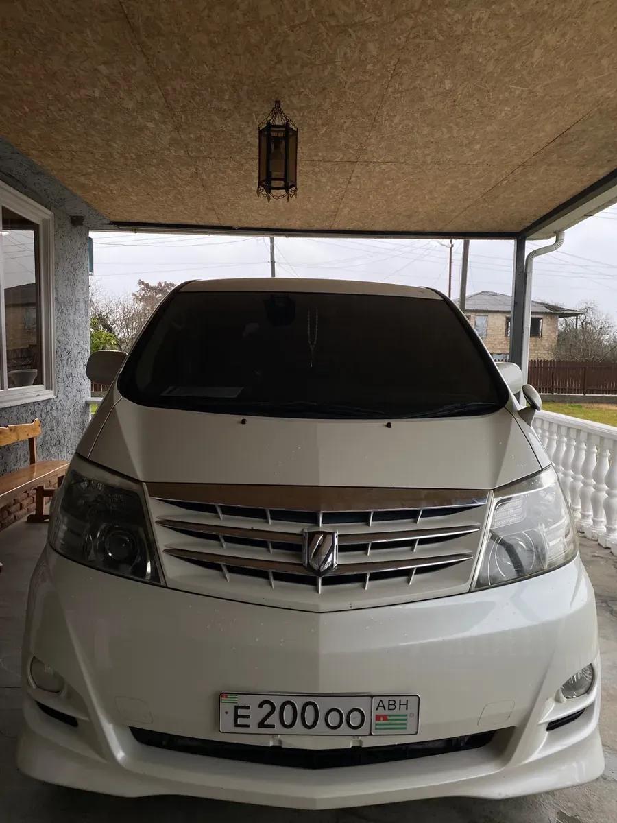 Toyota Alphard — фото 5