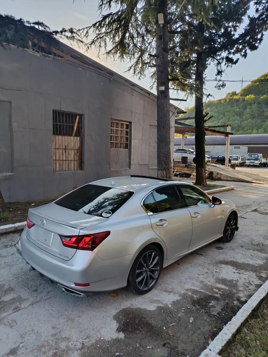 GS F-Sport — фото 7