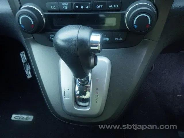 Продаётся Honda CR-V — фото 5