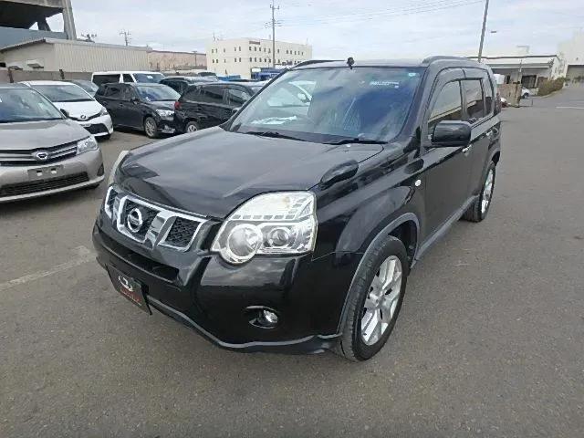 NISSAN X-TRAIL — фото 1