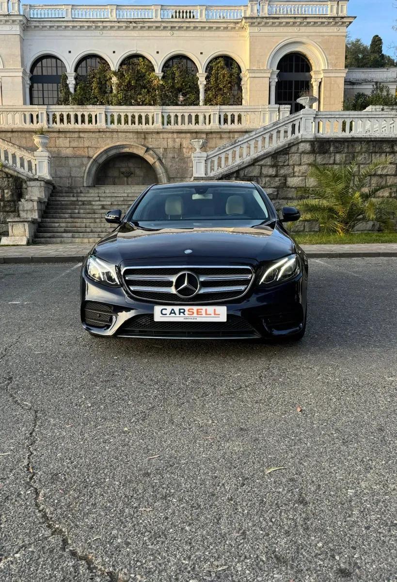 Mercedes-Benz E300 — фото 4