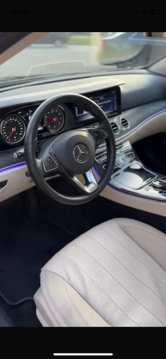 Mercedes-Benz E300 — фото 6