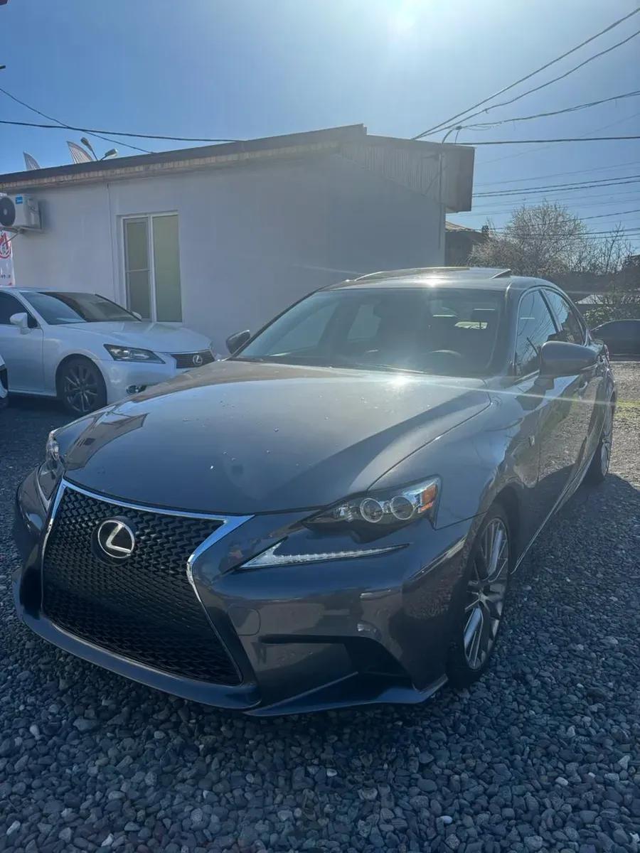 Lexus is 250 — фото 1