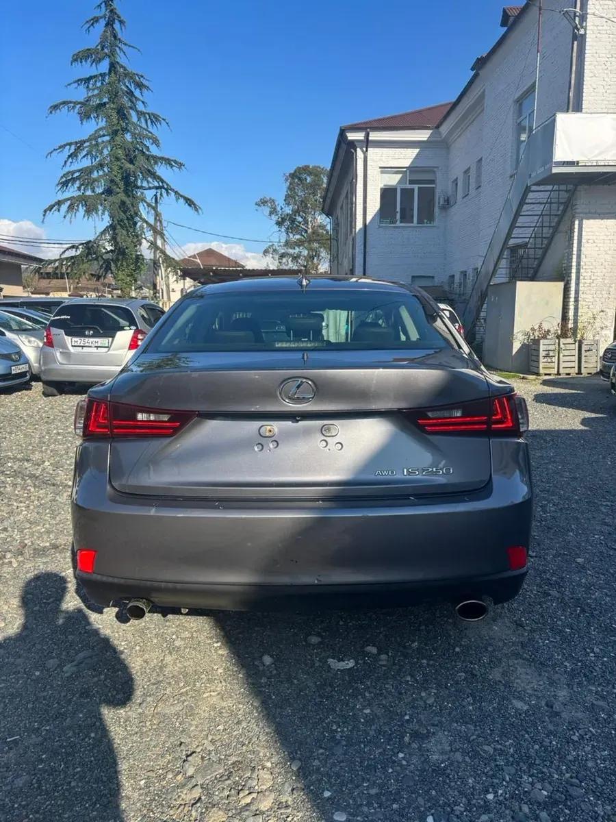 Lexus is 250 — фото 4
