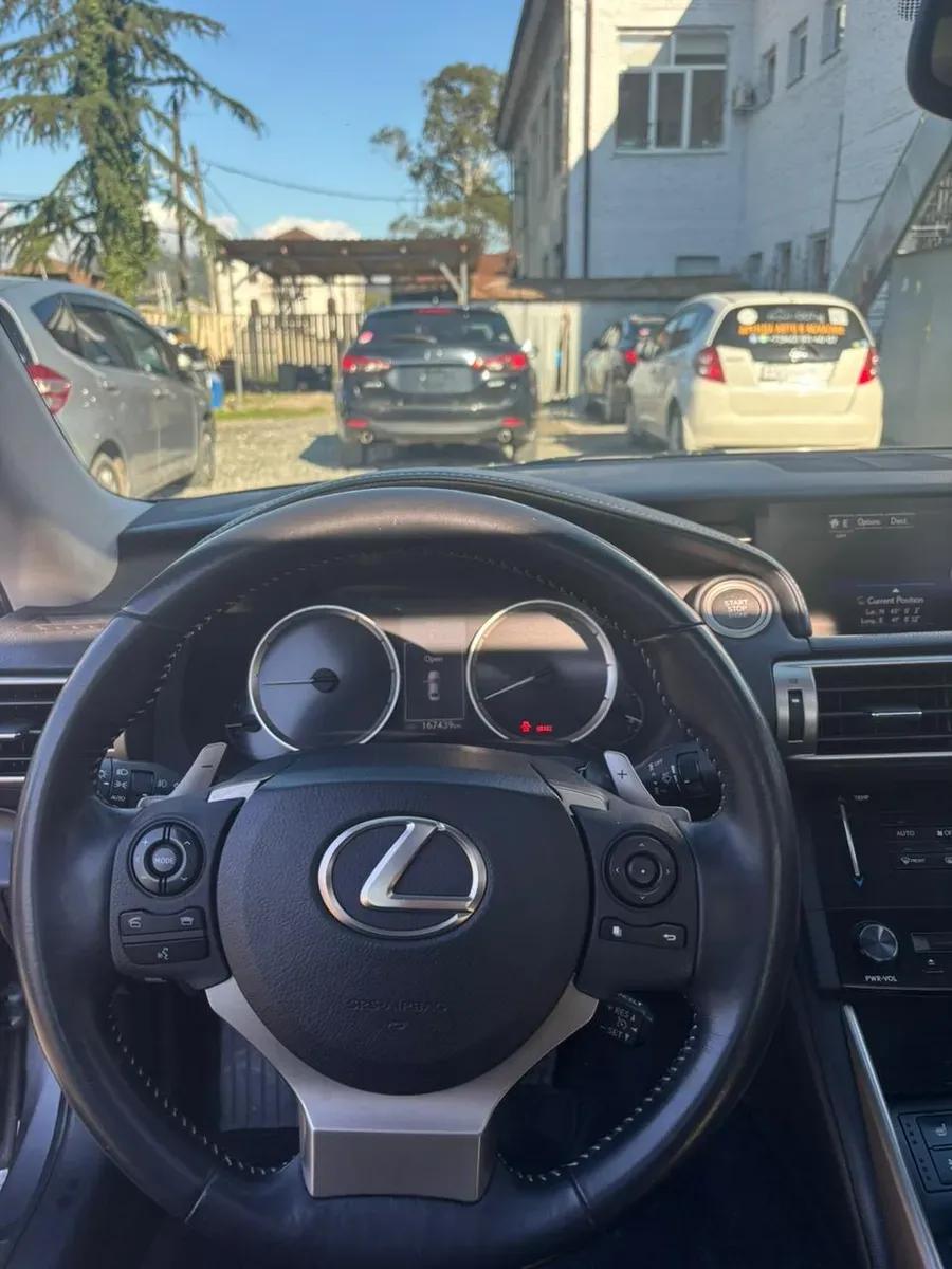 Lexus is 250 — фото 7