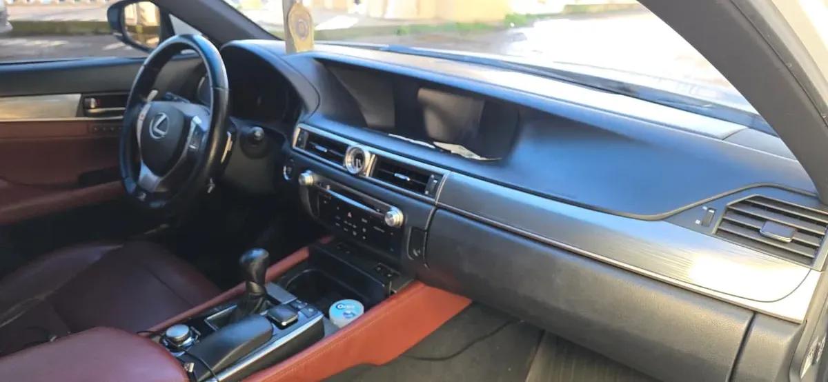 Gs350 F sport в хорошем состоянии — фото 8