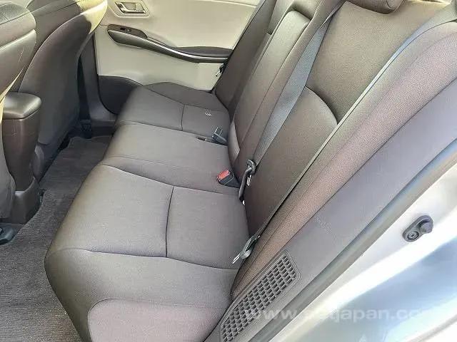 Toyota SAI — фото 5