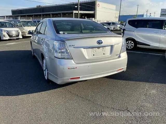 Toyota SAI — фото 7