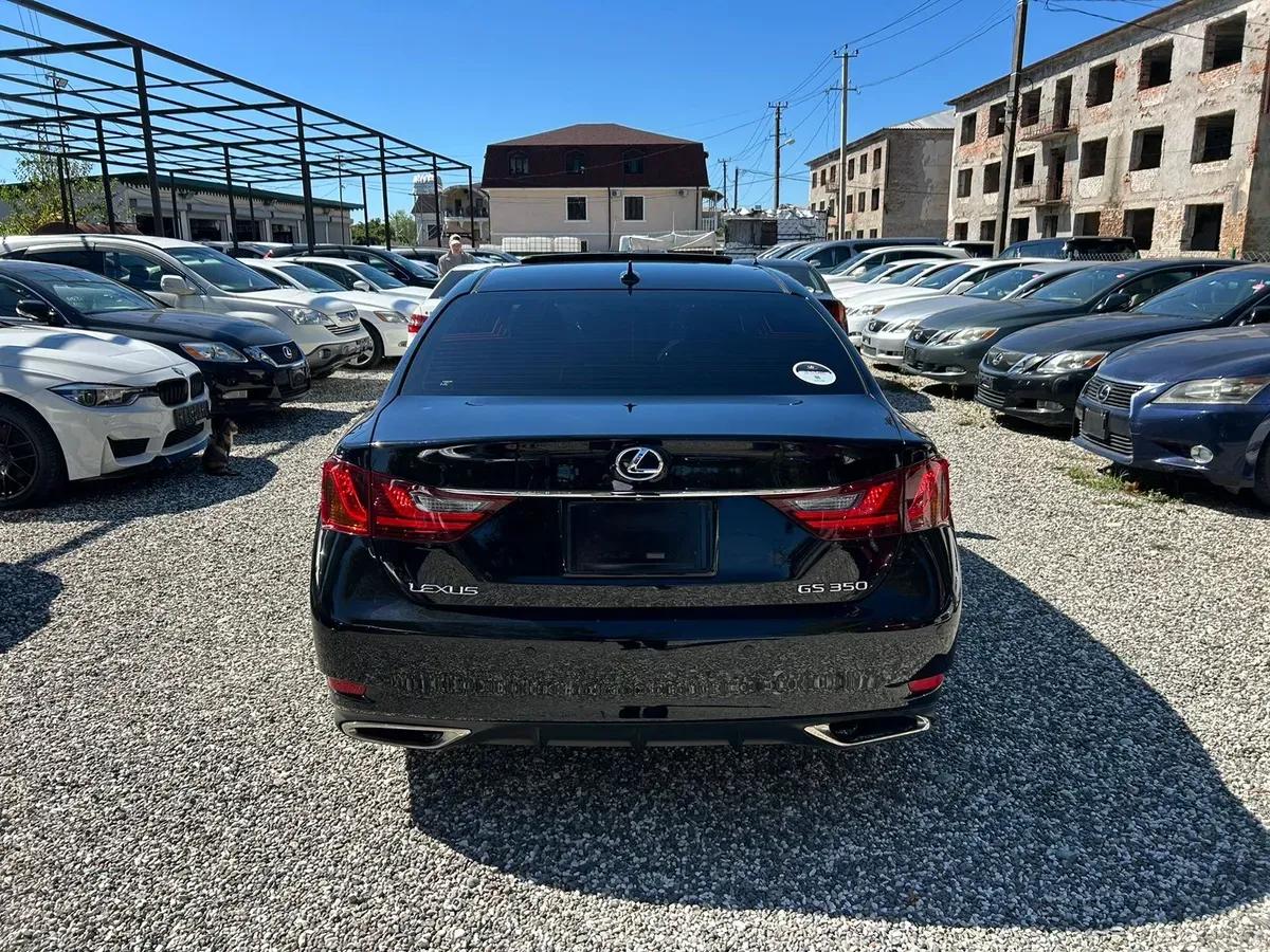Lexus GS чёрный — фото 8