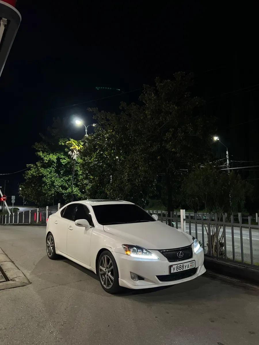 Lexus is 350 левый руль — фото 2