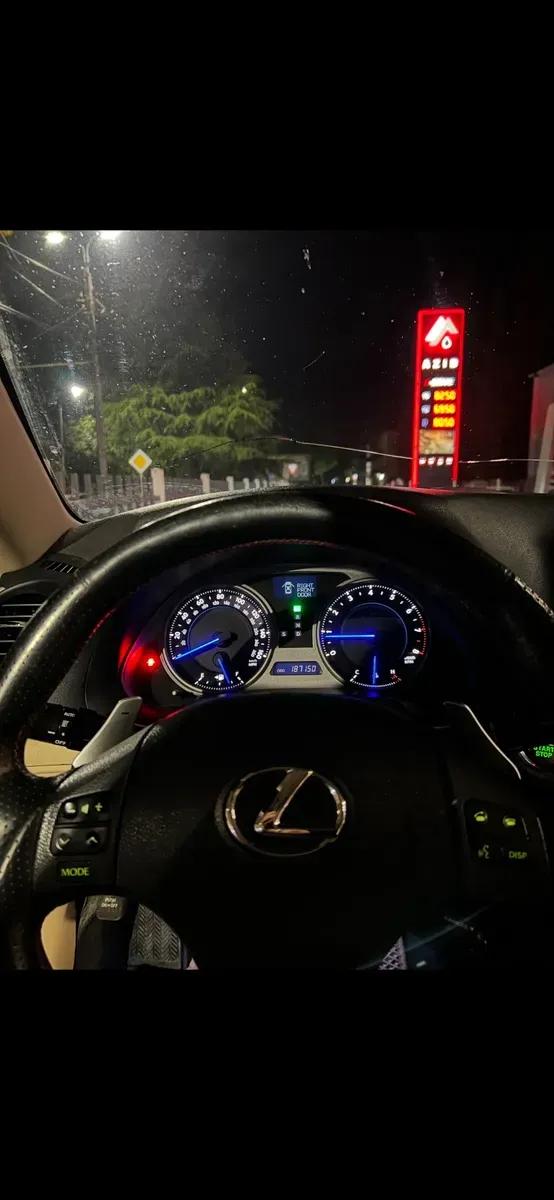 Lexus is 350 левый руль — фото 6