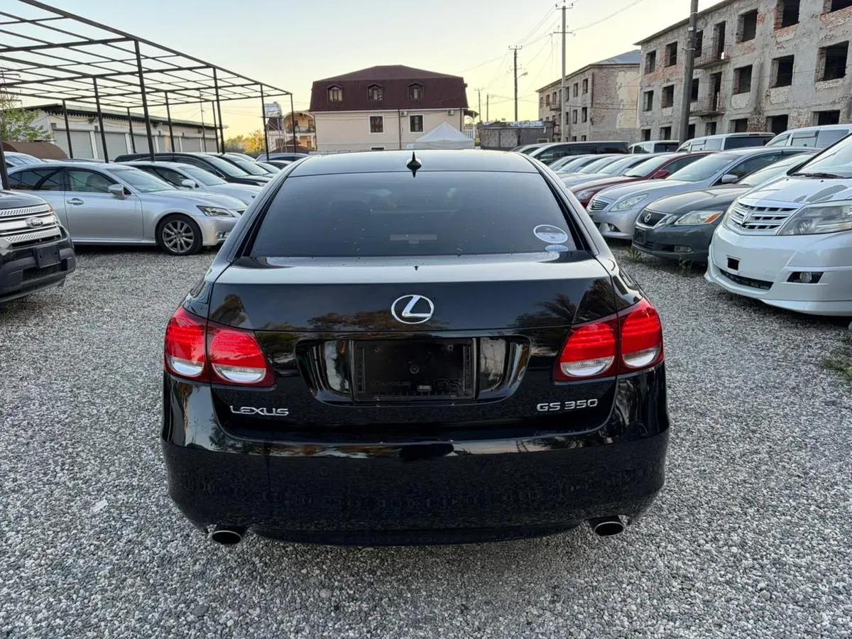 Lexus GS чёрный — фото 8