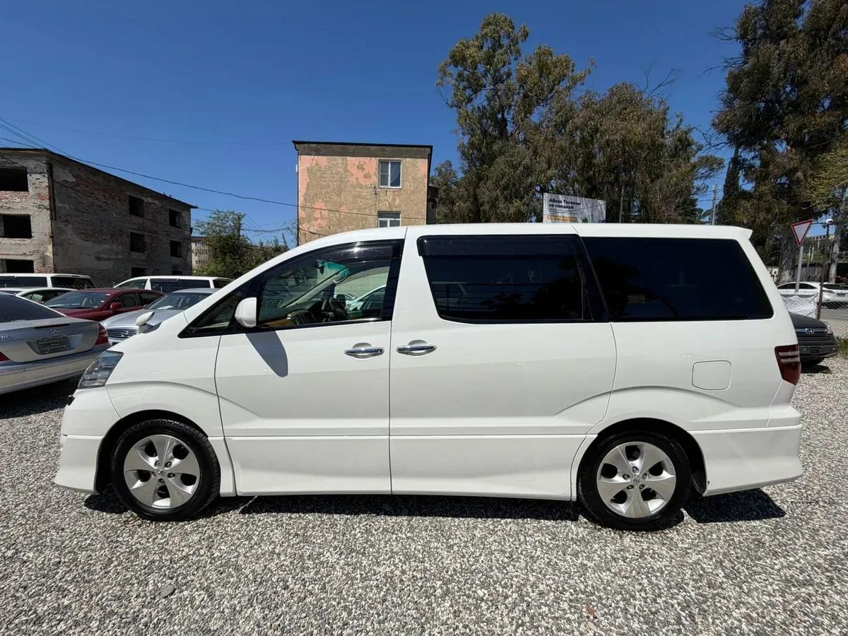 Toyota Alphard белый — фото 5