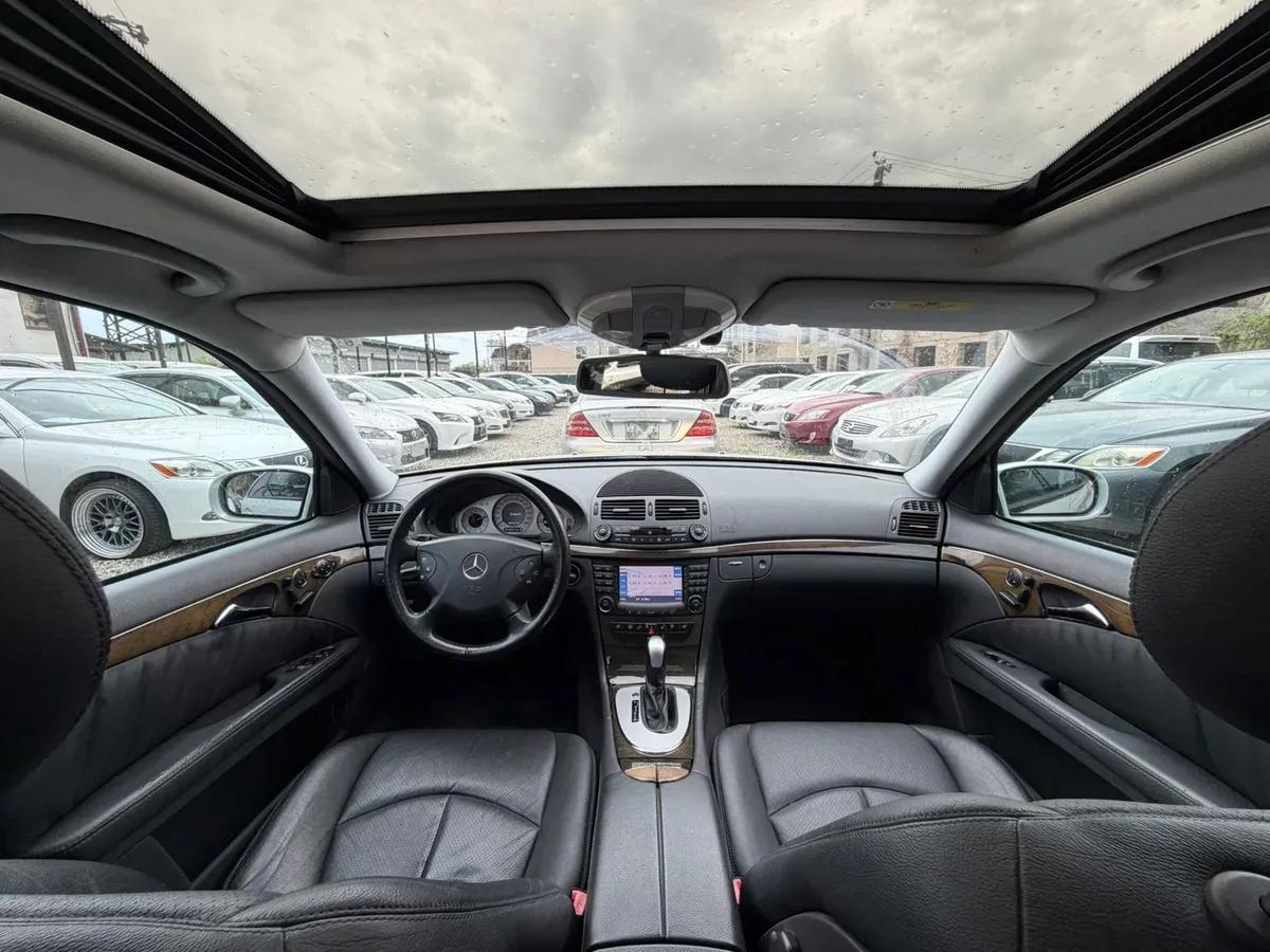 Mercedes-Benz E-class серебристый металлик — фото 8