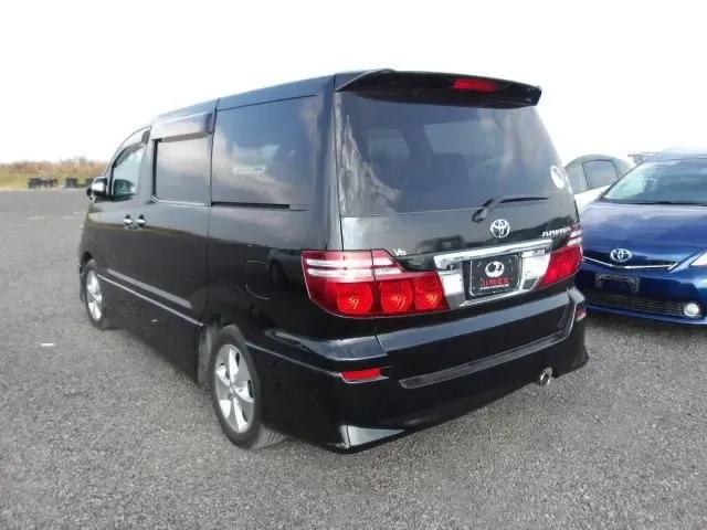 Toyota Alphard черный — фото 4
