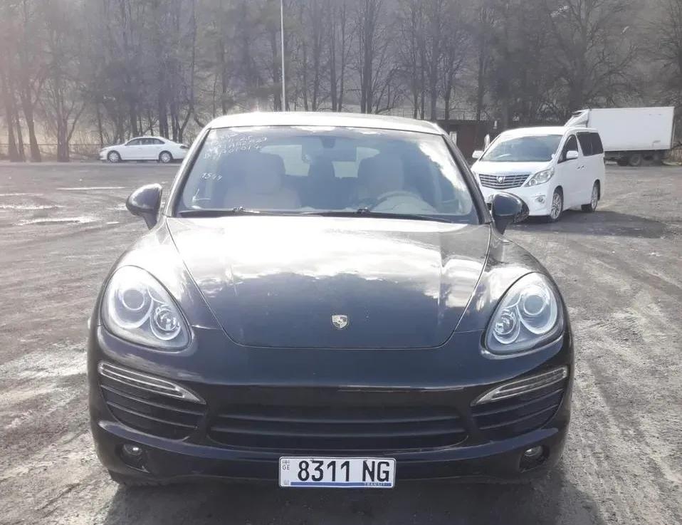Porsche Cayenne черный — фото 1