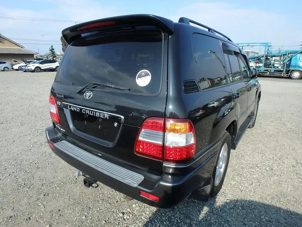 Toyota Land Cruiser черный — фото 5