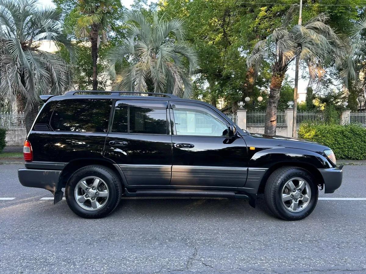 Toyota Land Cruiser чёрный — фото 7