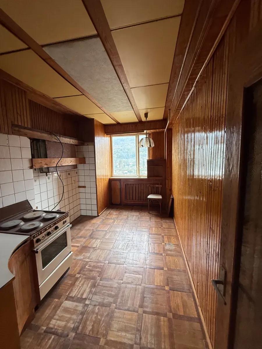 🏢 Продается трёхкомнатная квартира в городе Гагра, ул. Лакоба (Кемпинг) — фото 5