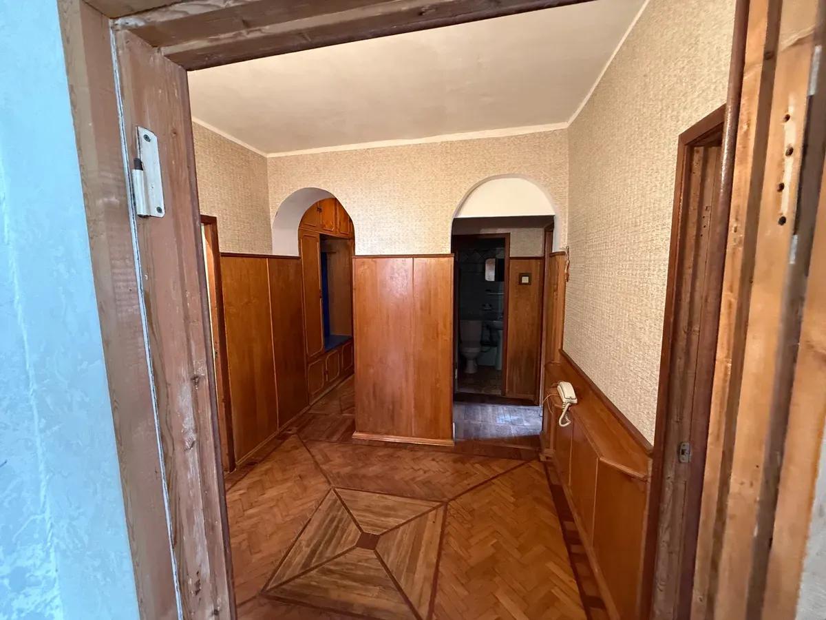 🏢 Продается трёхкомнатная квартира в городе Гагра, ул. Лакоба (Кемпинг) — фото 7