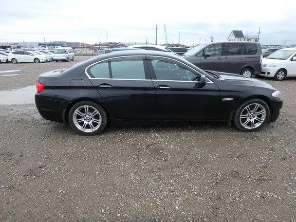 BMW 5 Series черный седан — 7