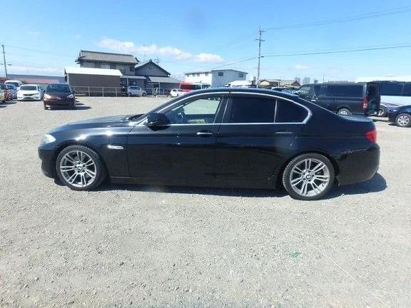 BMW 5 Series черный седан — 5
