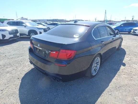 BMW 5 Series черный седан — 6