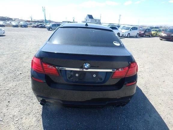 BMW 5 Series черный седан — 8