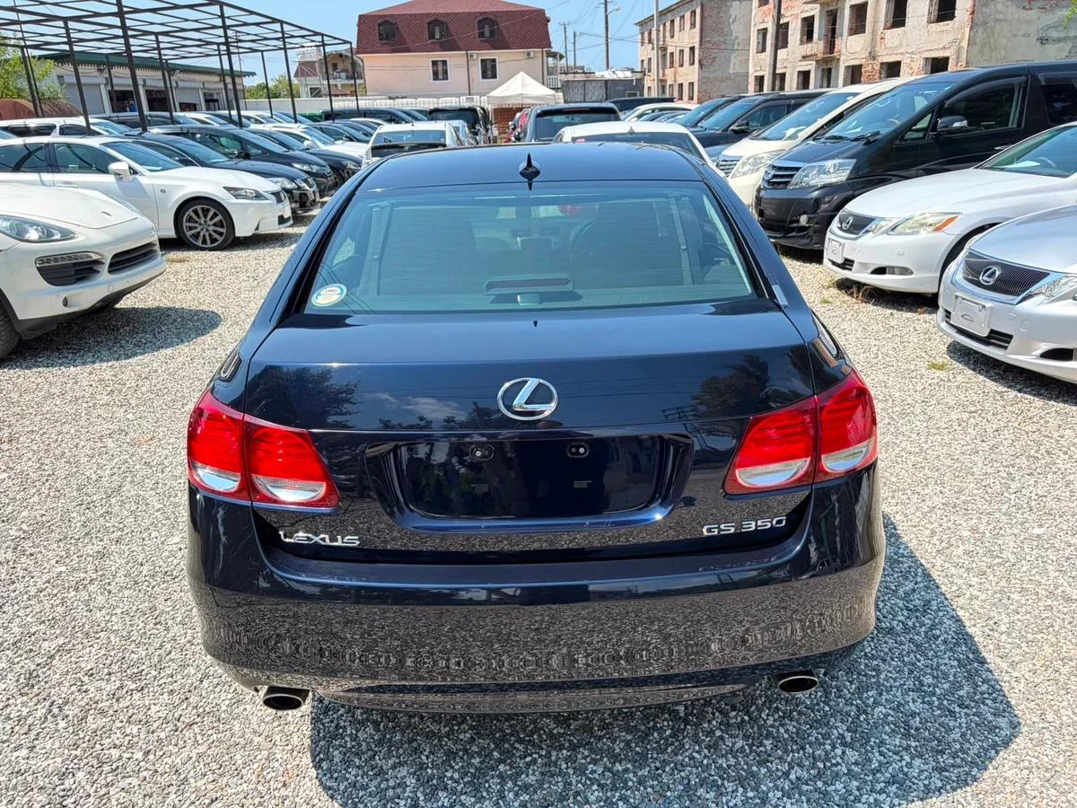 Lexus GS темно-синий седан — 10
