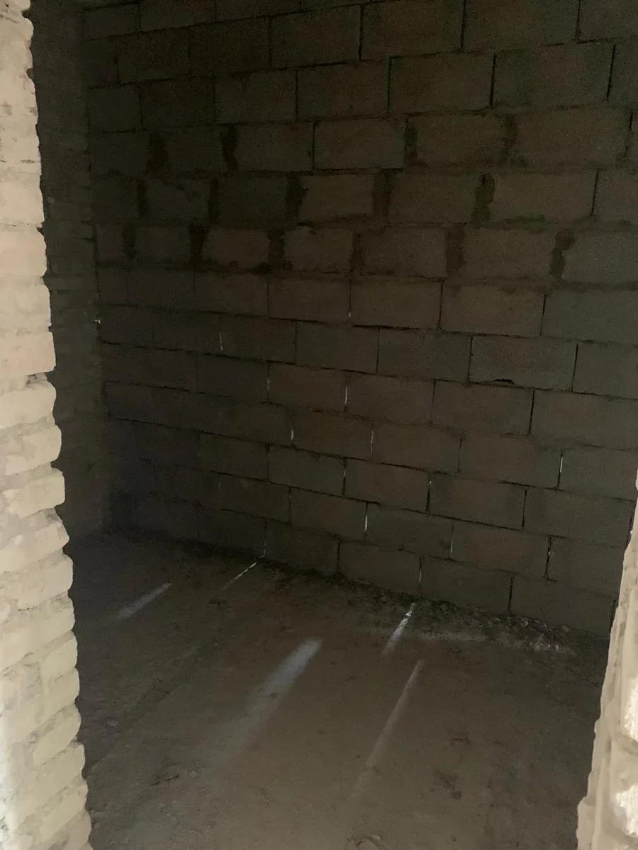 Ул. Эшба 165. Напротив Колоса. 5-ти этажный дом. 2-х комнатная квартира 67 кв.м.,3 этаж. — 2