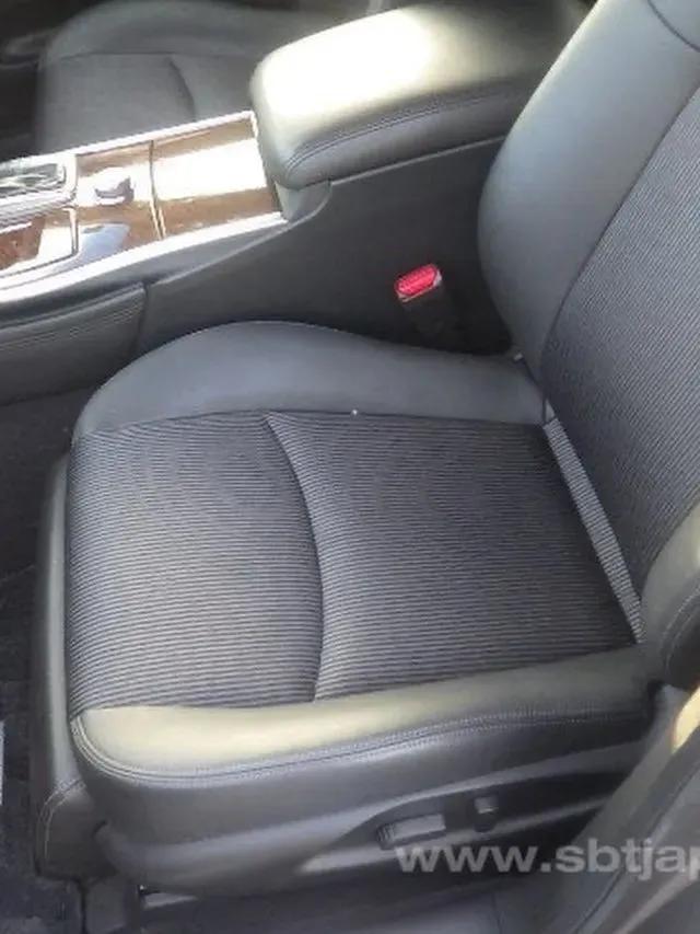Nissan Fuga — 8